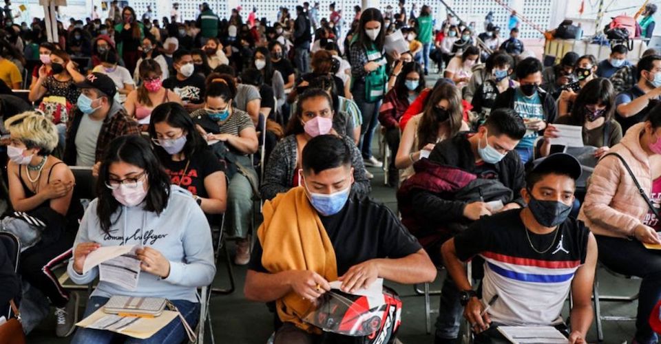 Inicia aplicación de segunda dosis de Pfizer para jóvenes en Xochimilco