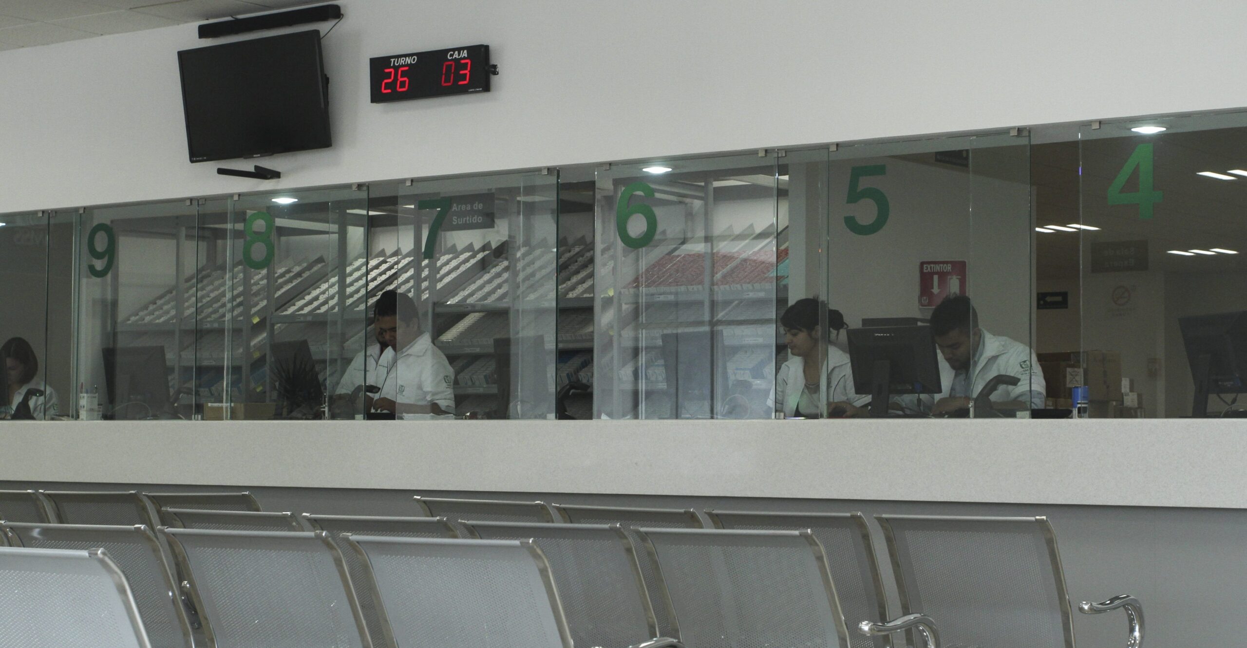 ¿No tienen tu medicina en IMSS o ISSSTE?, ya puedes denunciar el desabasto