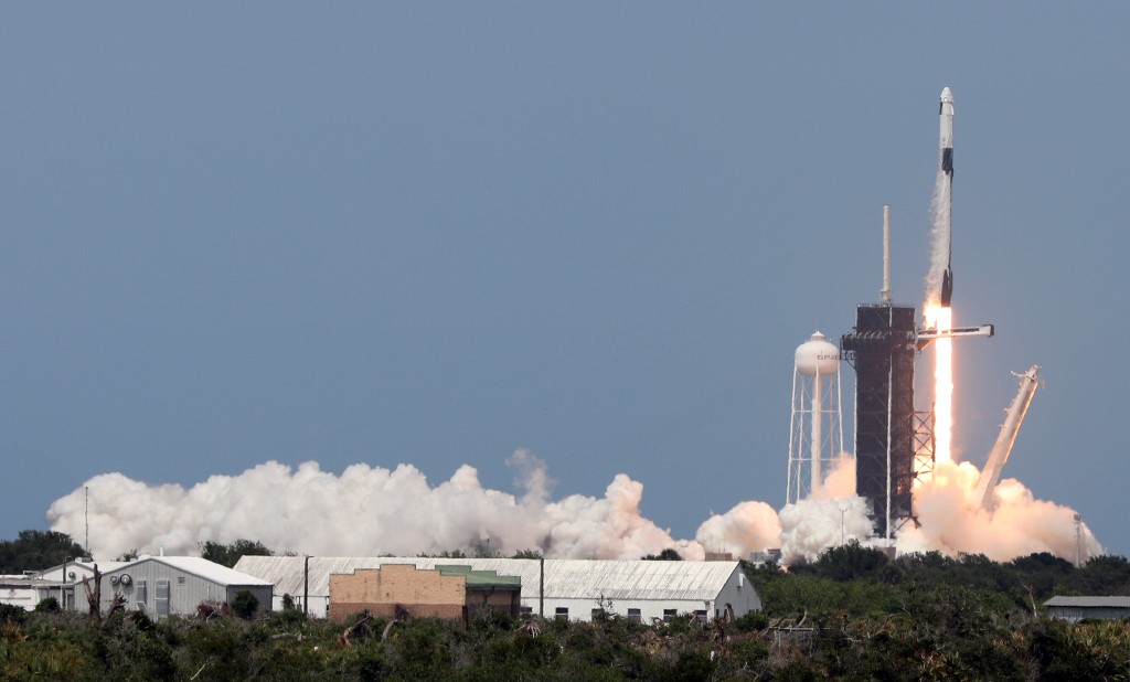 ¿Ir a *ver el lanzamiento de cohetes espaciales* en la NASA? ¡Sí se puede!