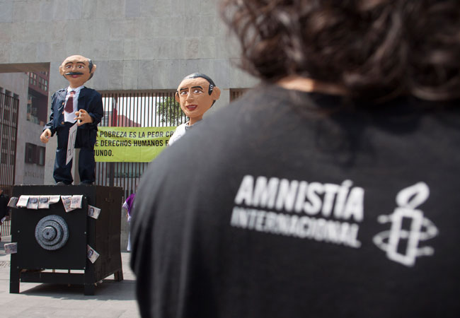 Calderón hizo caso omiso a violaciones de DH: AI