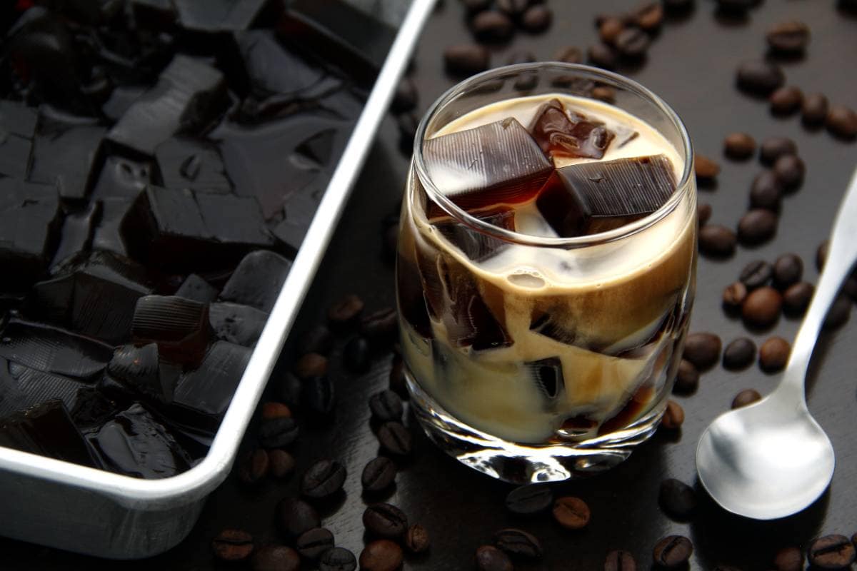Camelado: gelatina de café, helado de vainilla y licor