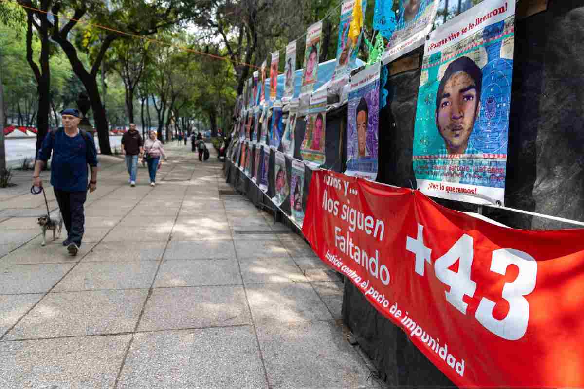 Grupo de padres de los 43 normalistas desaparecidos de Ayotzinapa rechazan nueva Comisión de la Verdad