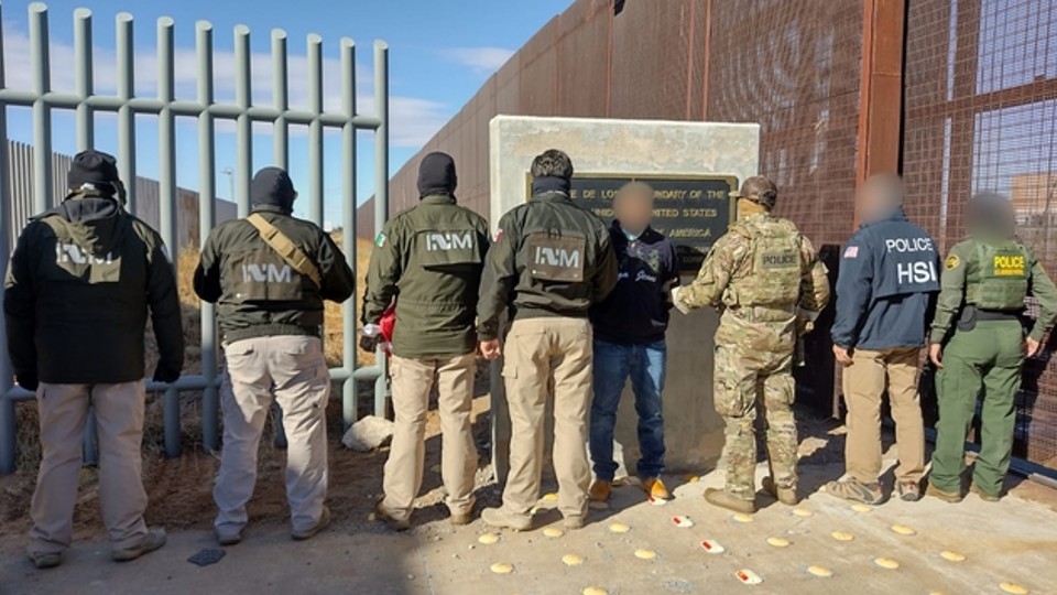Deportan a presunto implicado en caso Ayotzinapa que buscaba asilo en EU