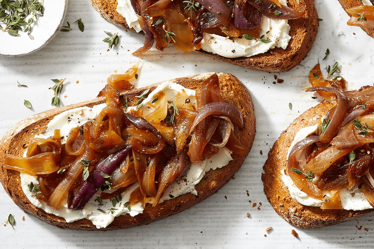 Cómo hacer cebolla caramelizada como todo un experto