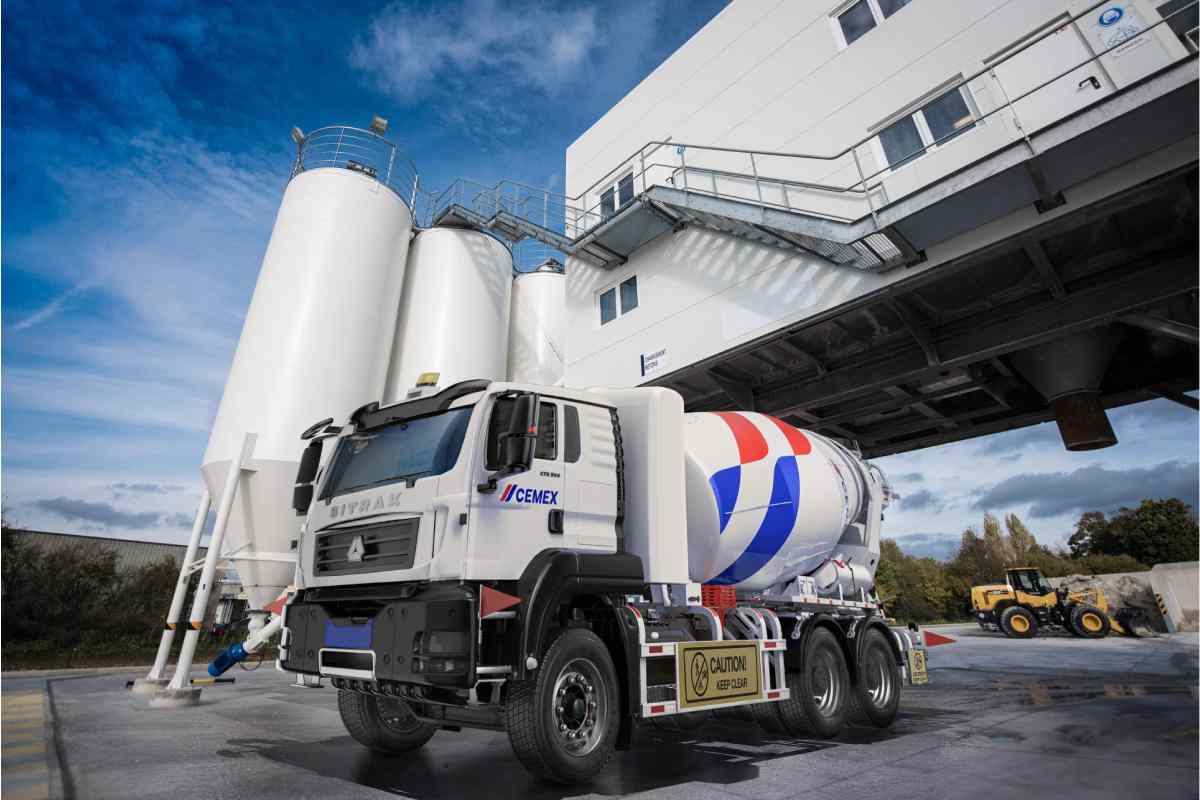  Cemex cumple 120 años: de NL al mundo, una historia que atraviesa las grandes obras de México