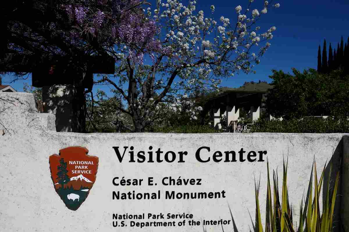 César Chávez, líder del movimiento latino por derechos civiles en EU, es acusado de abusos sexuales por varias mujeres: NYT