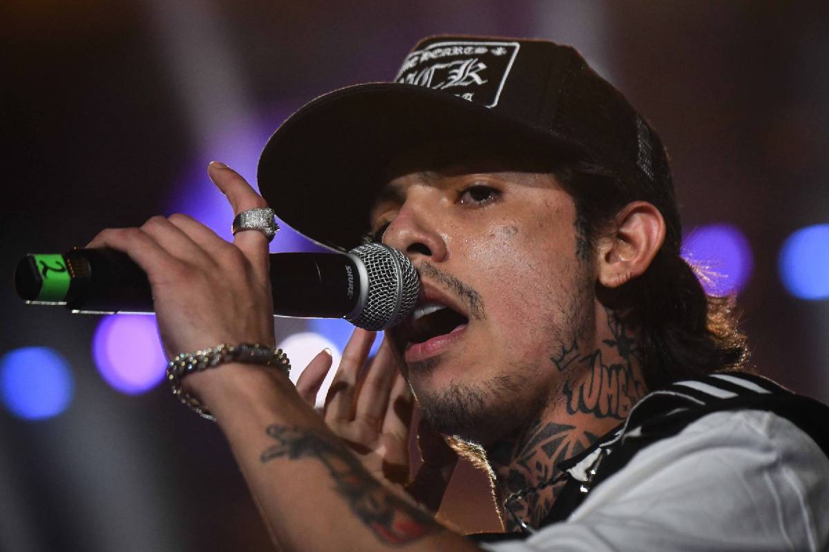 Multan a Natanael Cano por apología del delito y promover violencia de género en Chihuahua