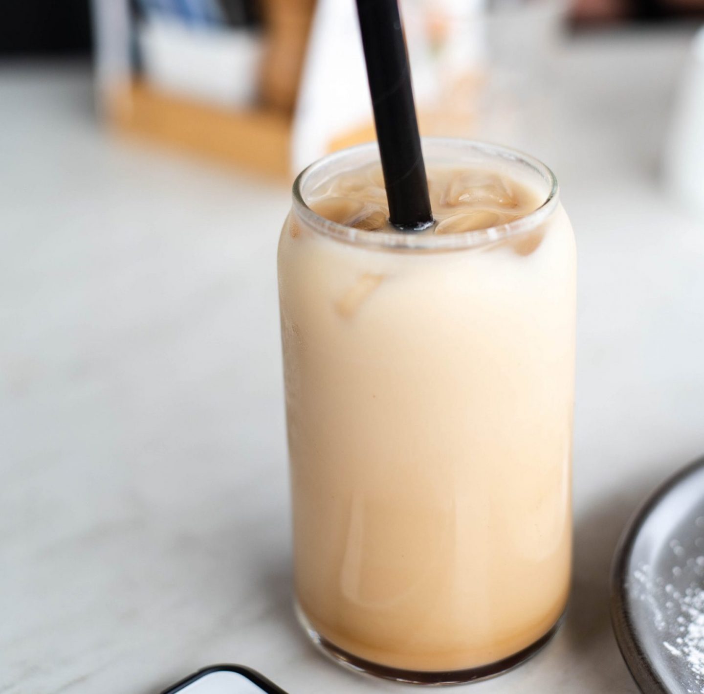 Receta de té chai helado con leche ¡para disfrutar el calor!
