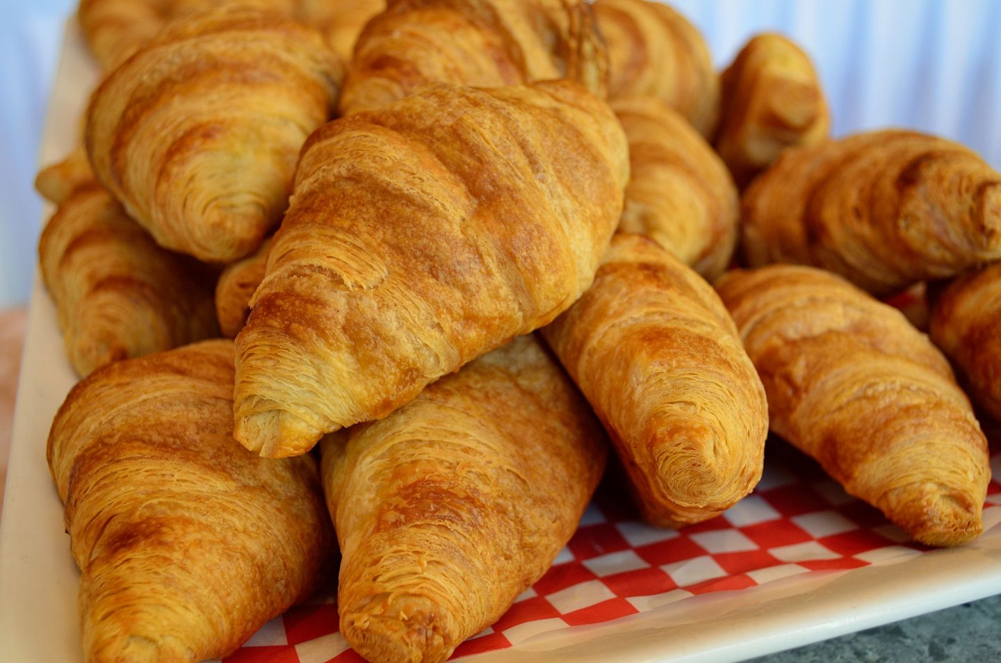 Diferencias entre croissant, cuernito o media luna: variaciones de un favorito