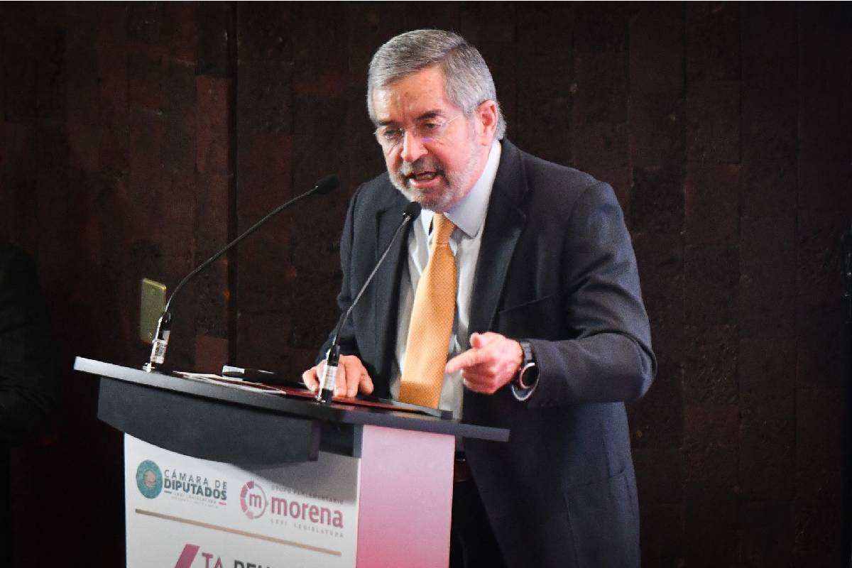 Apoyo humanitario a Cuba no será causa de tensiones con EU, asegura Juan Ramón de la Fuente