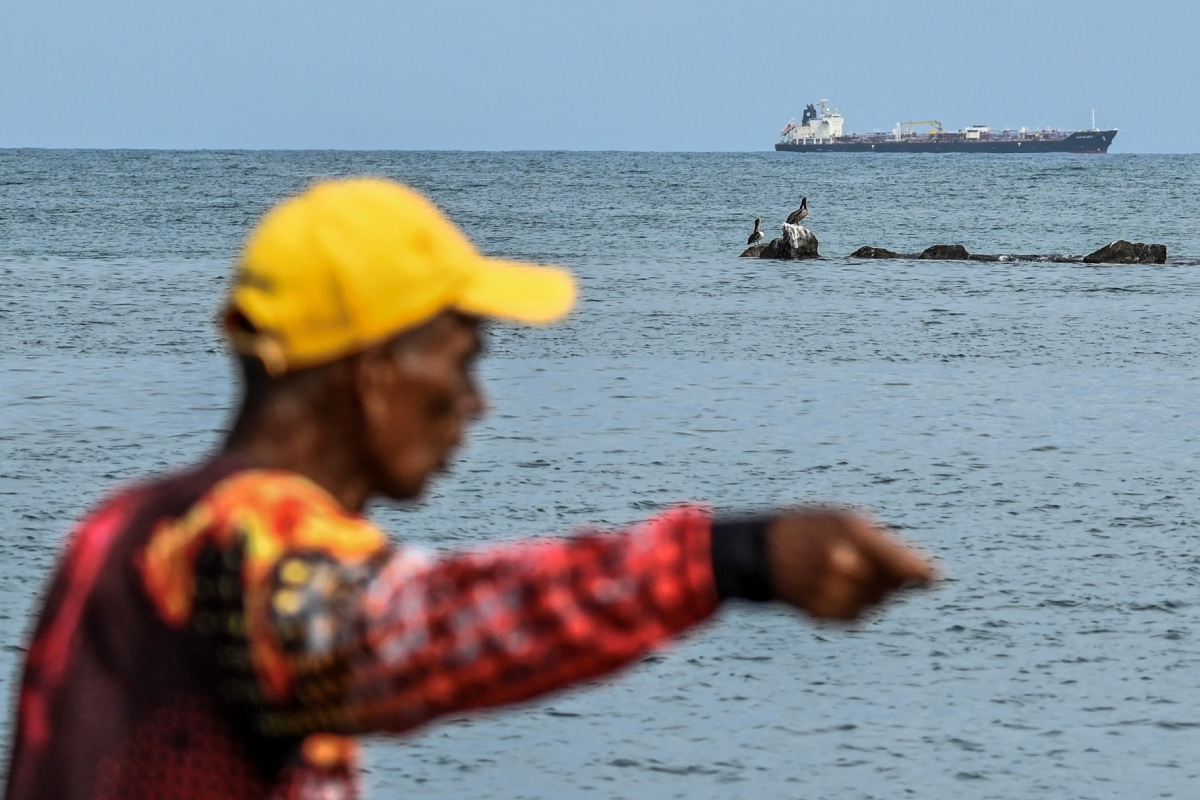 Buque petrolero ruso llega a Cuba con 730 mil barriles de crudo pese al bloqueo ordenado por Trump