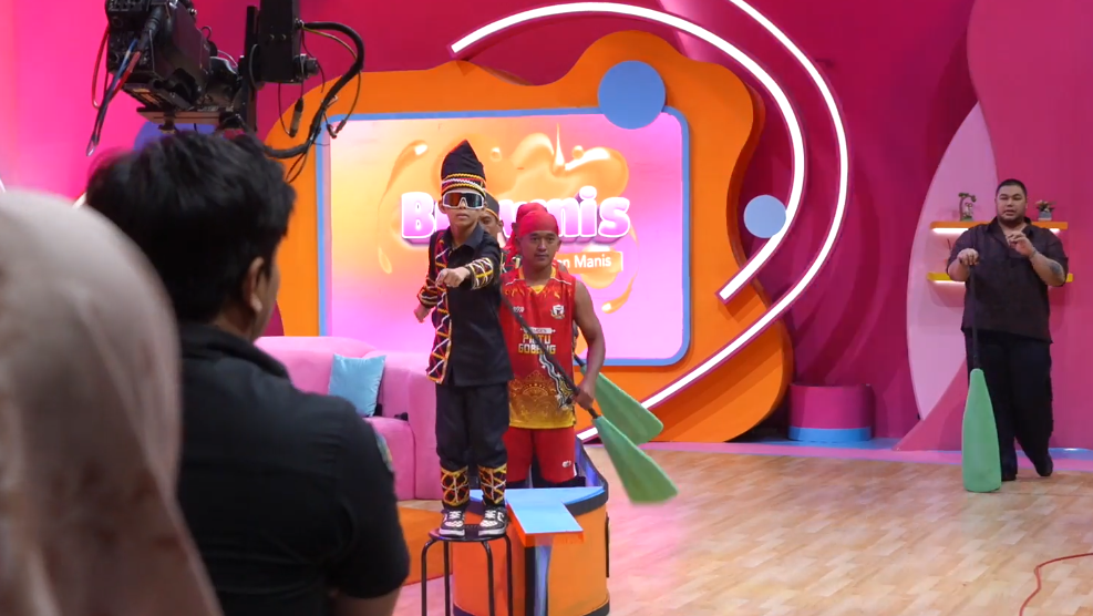 “Aura farming”, el baile viral que conquistó a TikTok y llegó hasta deportistas como Travis Kelce y el PSG