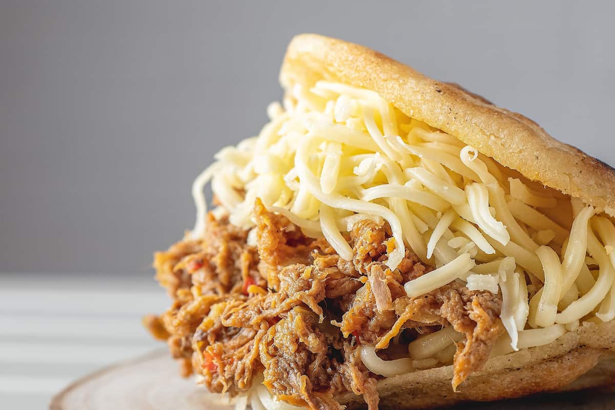 Chocolate con queso, arepas, tamales y más, los clásicos de Colombia