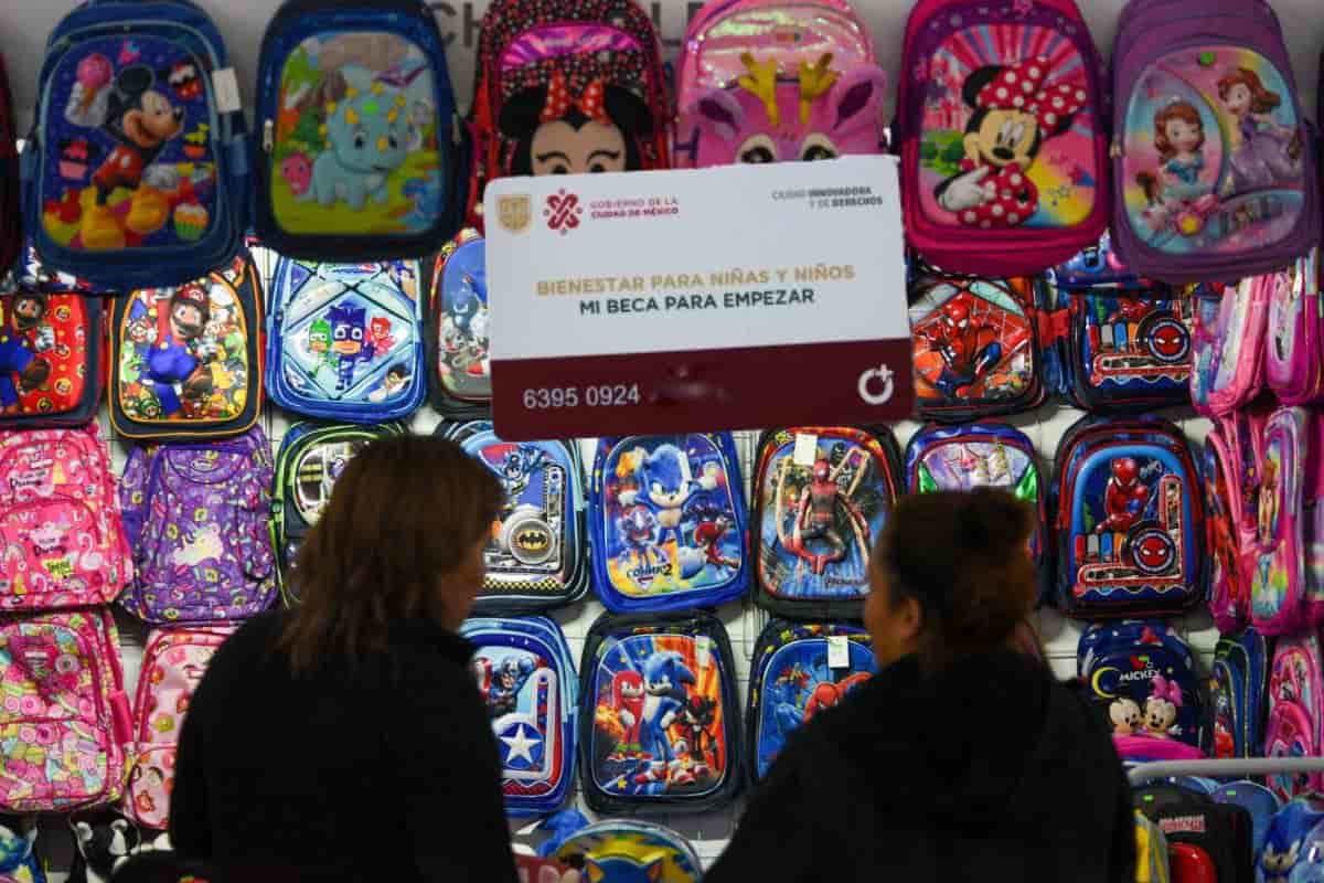 Papelerías, zapaterías y lugares donde aceptan la tarjeta Mi beca para empezar