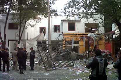 Explota restaurante en Mixcoac; no hay lesionados