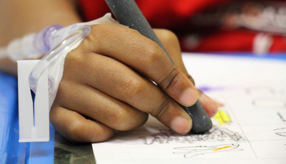 Pacientes con enfermedades raras en México, sin registro ni atención pública tras promesa