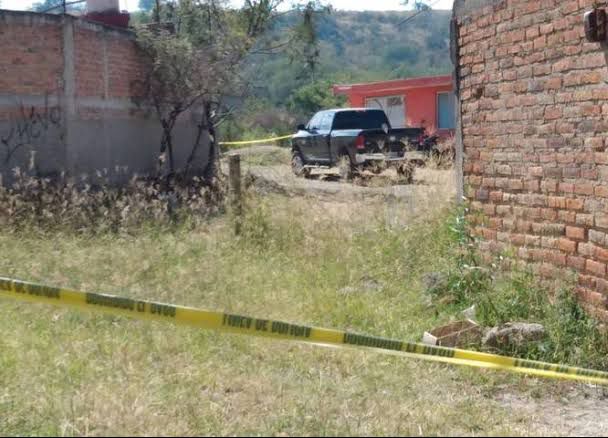 Reportan 7 muertos tras enfrentamiento en Corral de Piedra, Guerrero, durante fiestas del 10 de mayo