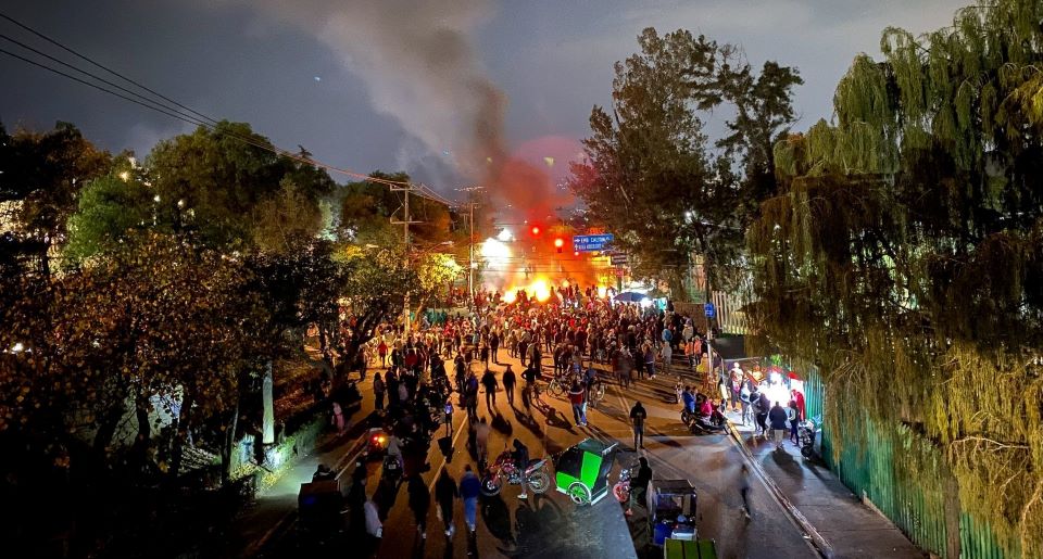 Protesta en San Gregorio, Xochimilco, termina en violencia; hay 24 heridos