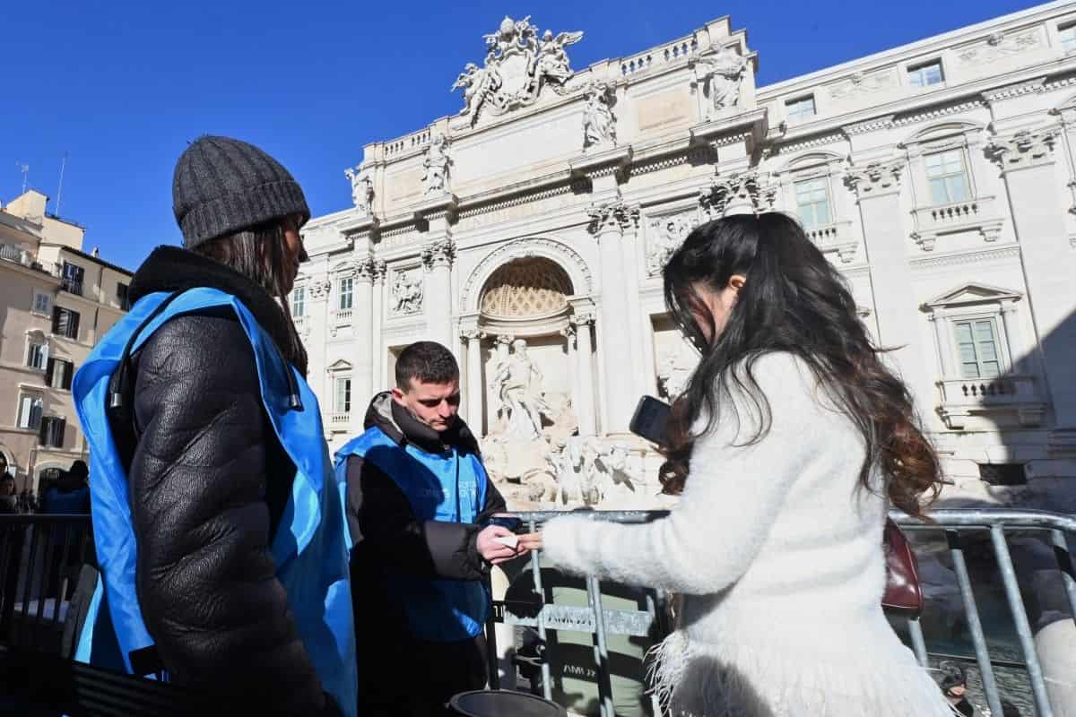 Roma empieza a cobrar a los turistas el acceso a la Fontana de Trevi