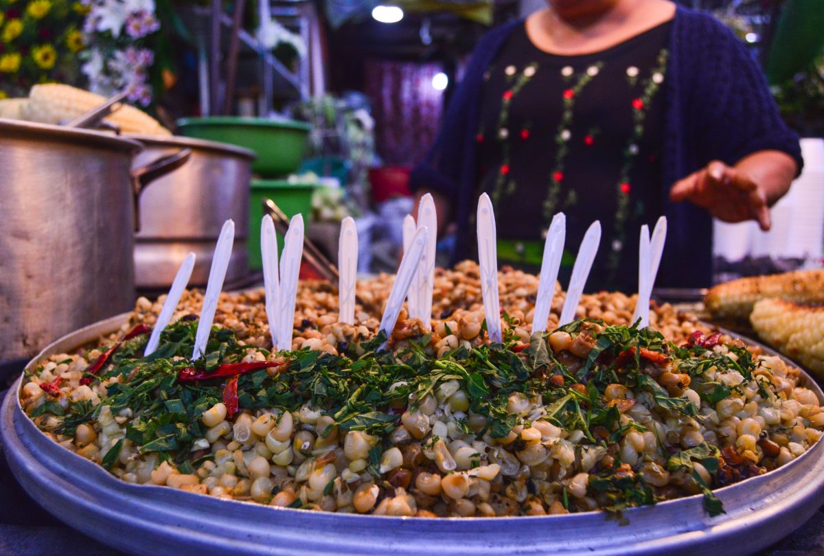Mucho más que flores: ven a comer al Mercado de Jamaica