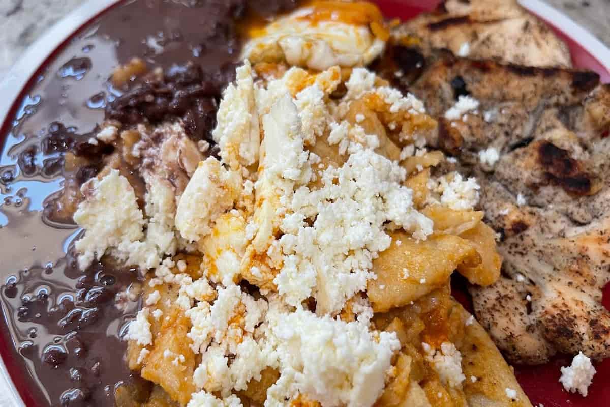 Cómo prepara las estrujadas huastecas con cenica