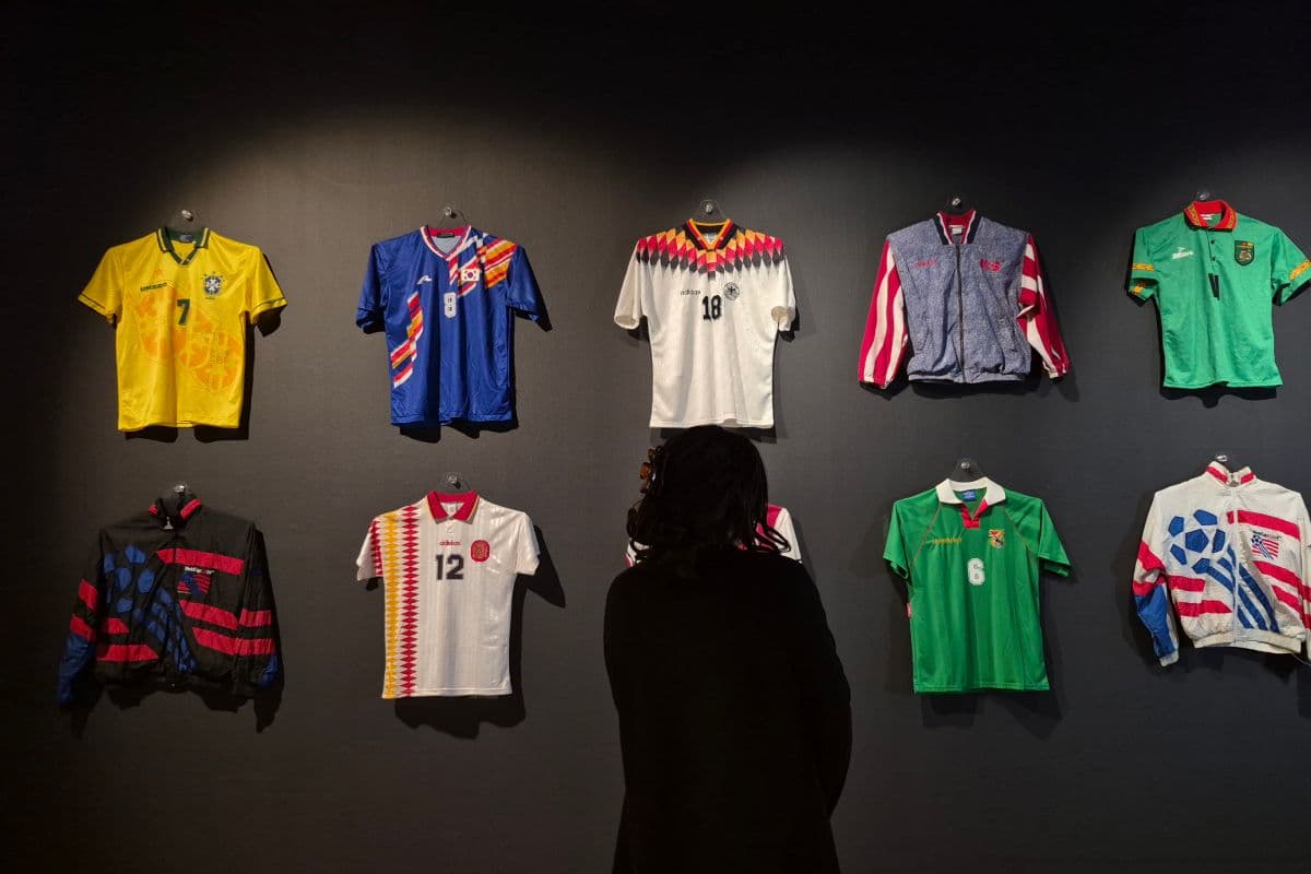 La fiesta del Mundial 2026 llega al Franz Mayer con "Futbol: Diseñando una pasión"