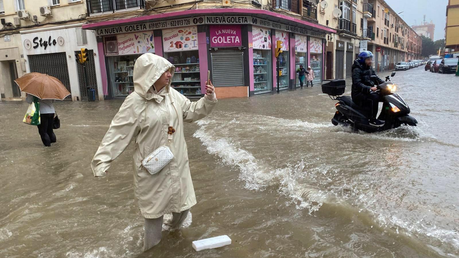 España en alerta por una nueva DANA que está causando inundaciones en la costa mediterránea