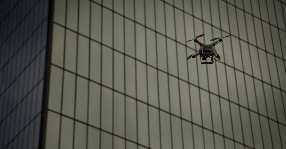 Proveedor de Pegasus también vendió drones a FGR; investigan daño millonario