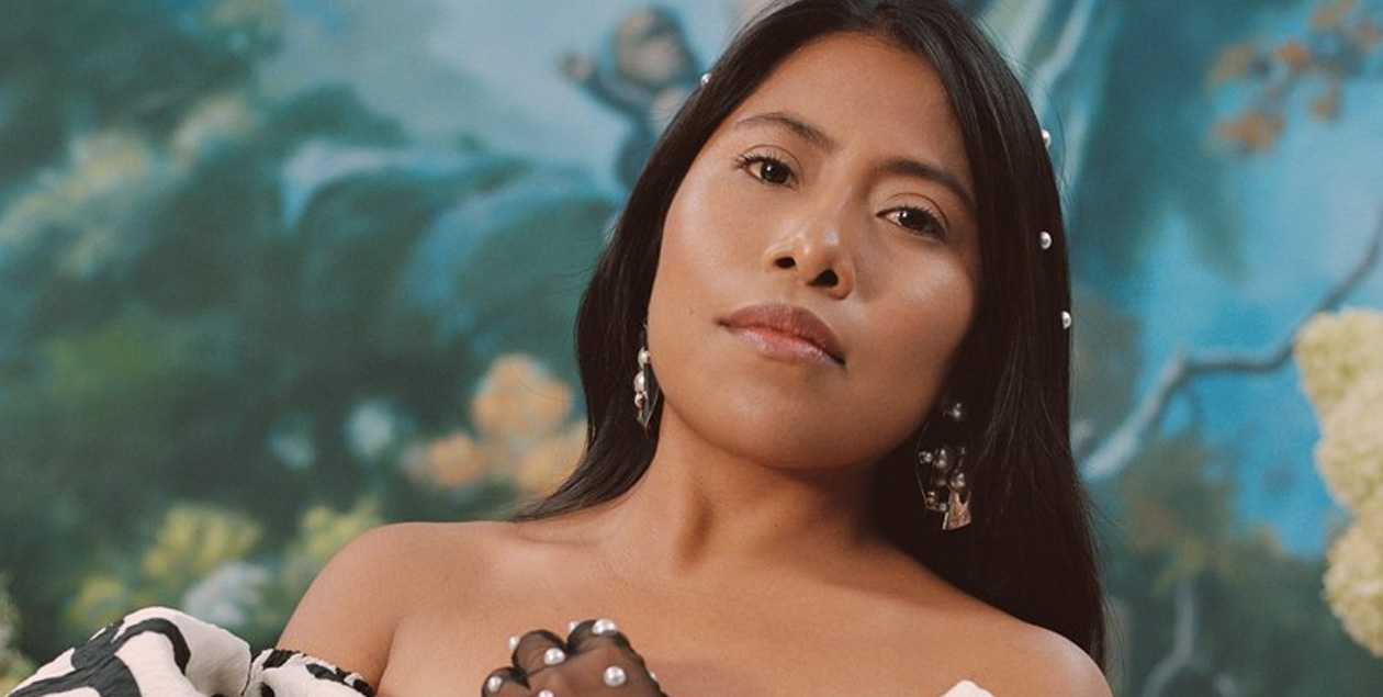 *Yalitza Aparicio* se abre paso en la moda de la mano de Rodarte