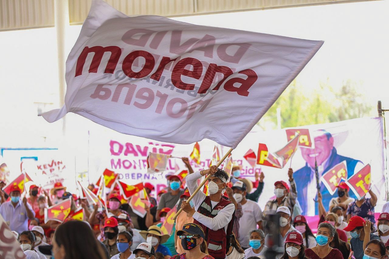 Cómo operan perfiles falsos en Facebook para distorsionar información