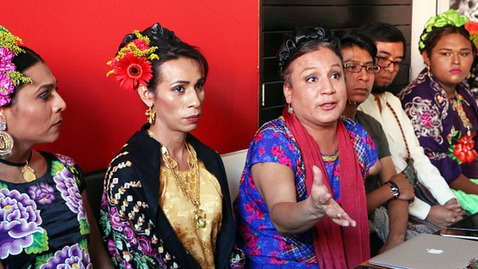 Quiénes son los muxes, el tercer género que existe en el sur de México: “Hay hombres y mujeres, y hay algo en medio”