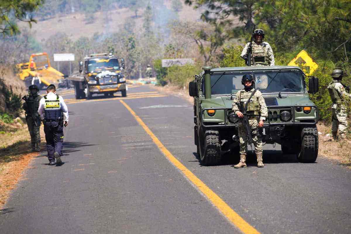 fiscalia-michoacan-detenidos-cjng-ecuandureo-falsos-policias-animal-politico-4