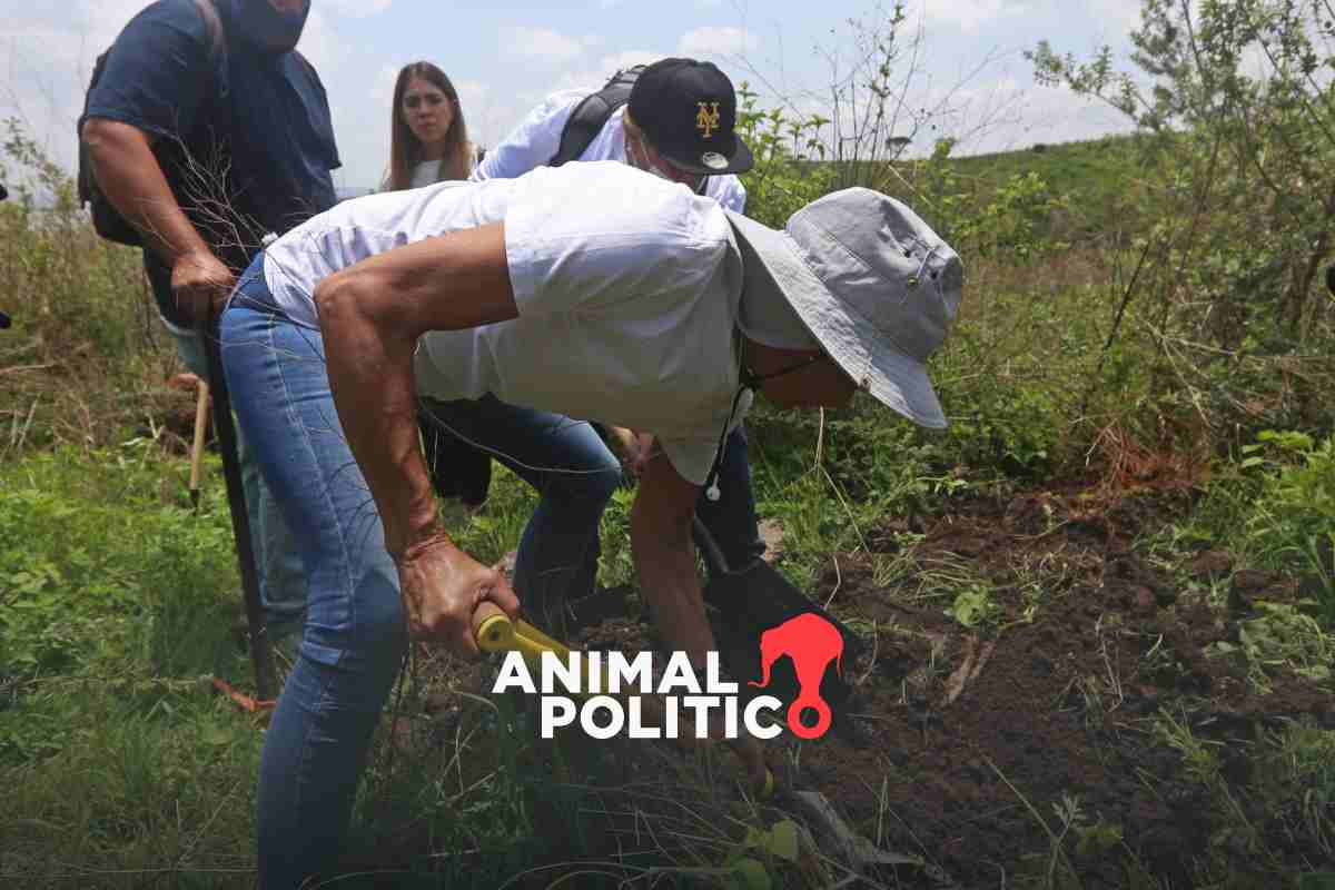 Colectivo localiza al menos cuatro fosas con segmentos humanos en Santa Ana Tepetitlán, Jalisco
