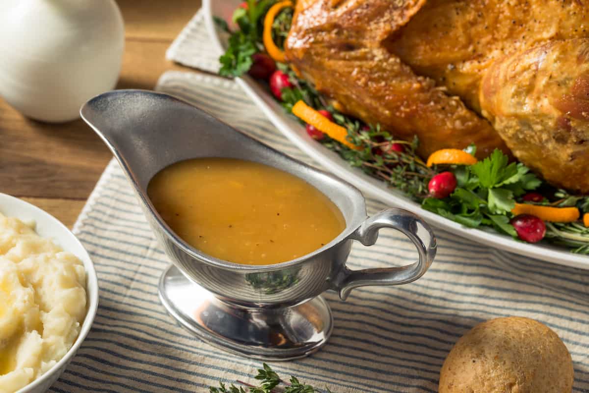 ¿Cómo lograr un gravy perfecto con los jugos del pavo?