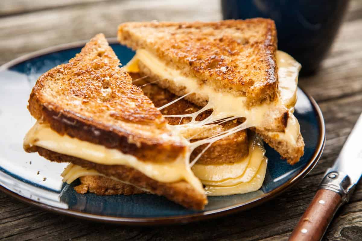 ¡Haz de Tu Grilled Cheese una Obra Maestra! Quesos y Tips