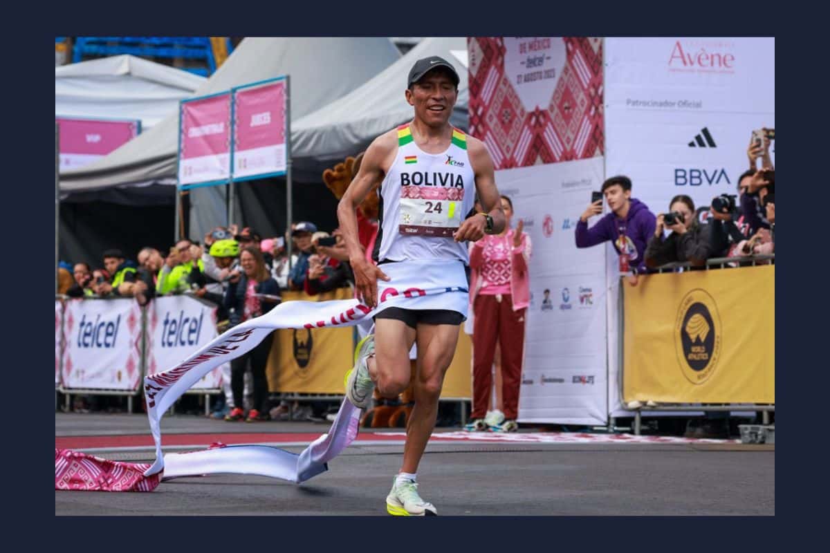 El boliviano Héctor Garibay gana el Maratón CDMX 2023 y rompe récord histórico