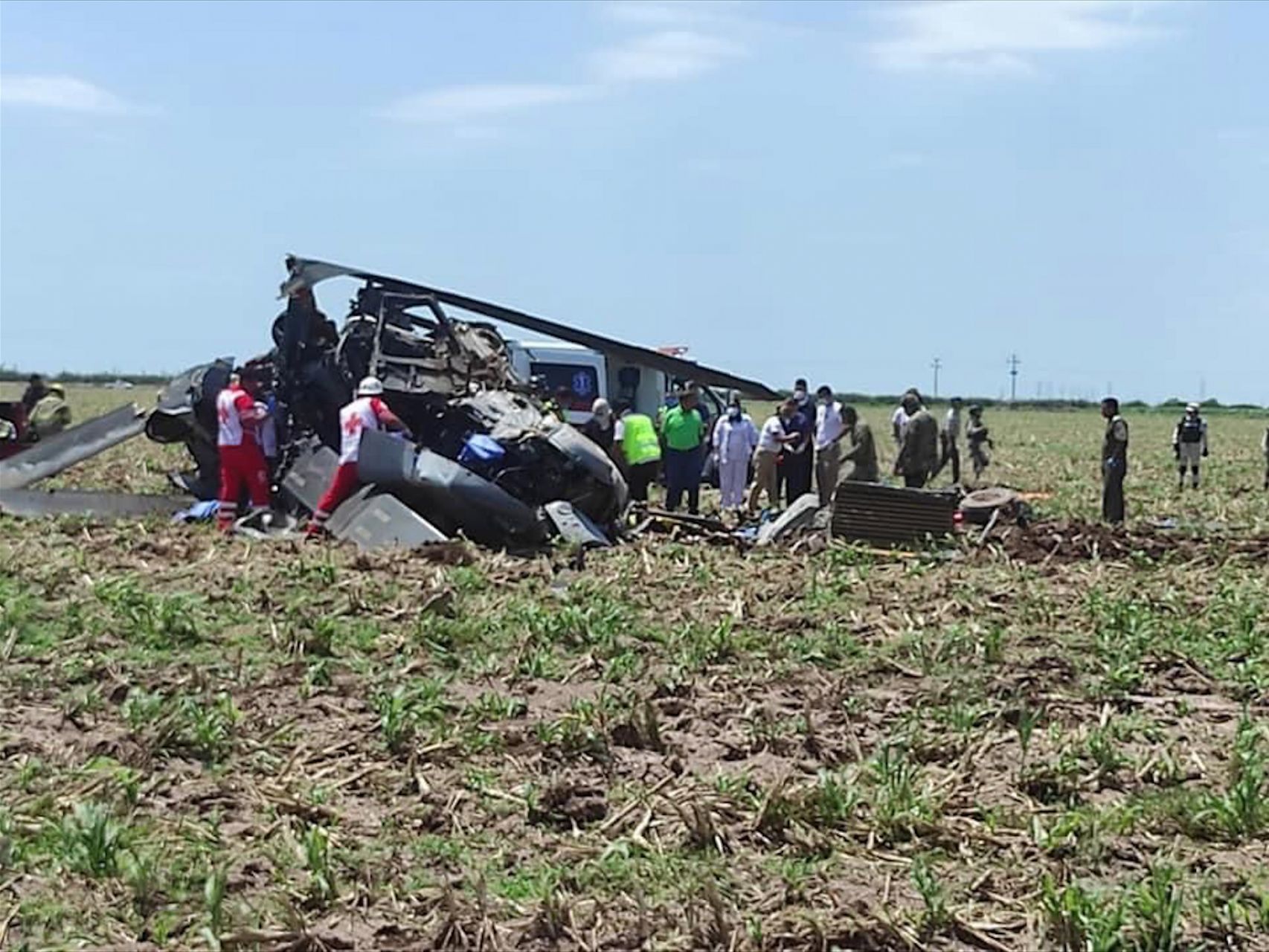 Helicóptero que dejó 14 marinos muertos se desplomó por falta de combustible