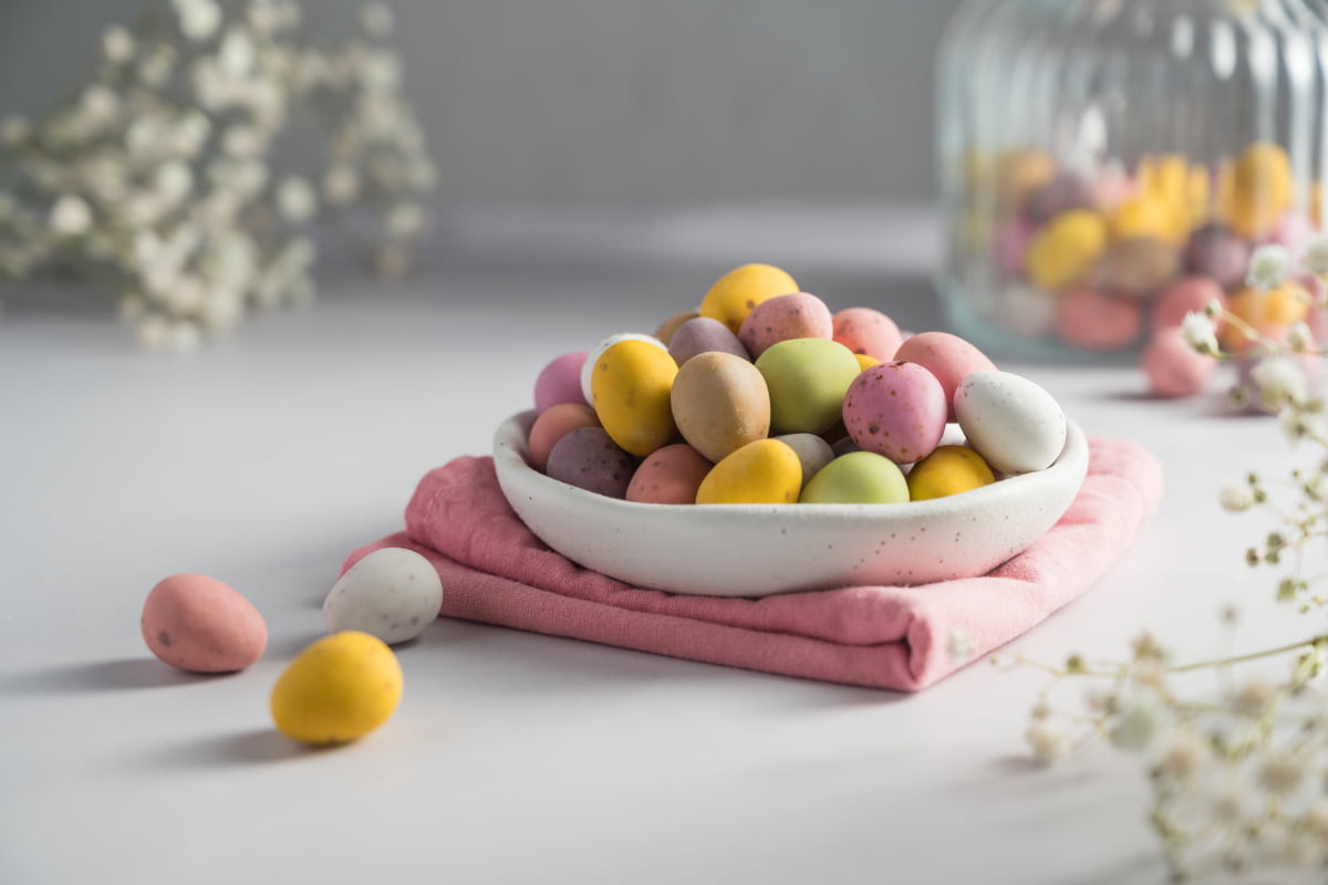 Historia de los huevos de Pascua: del huevo de gallina al chocolate
