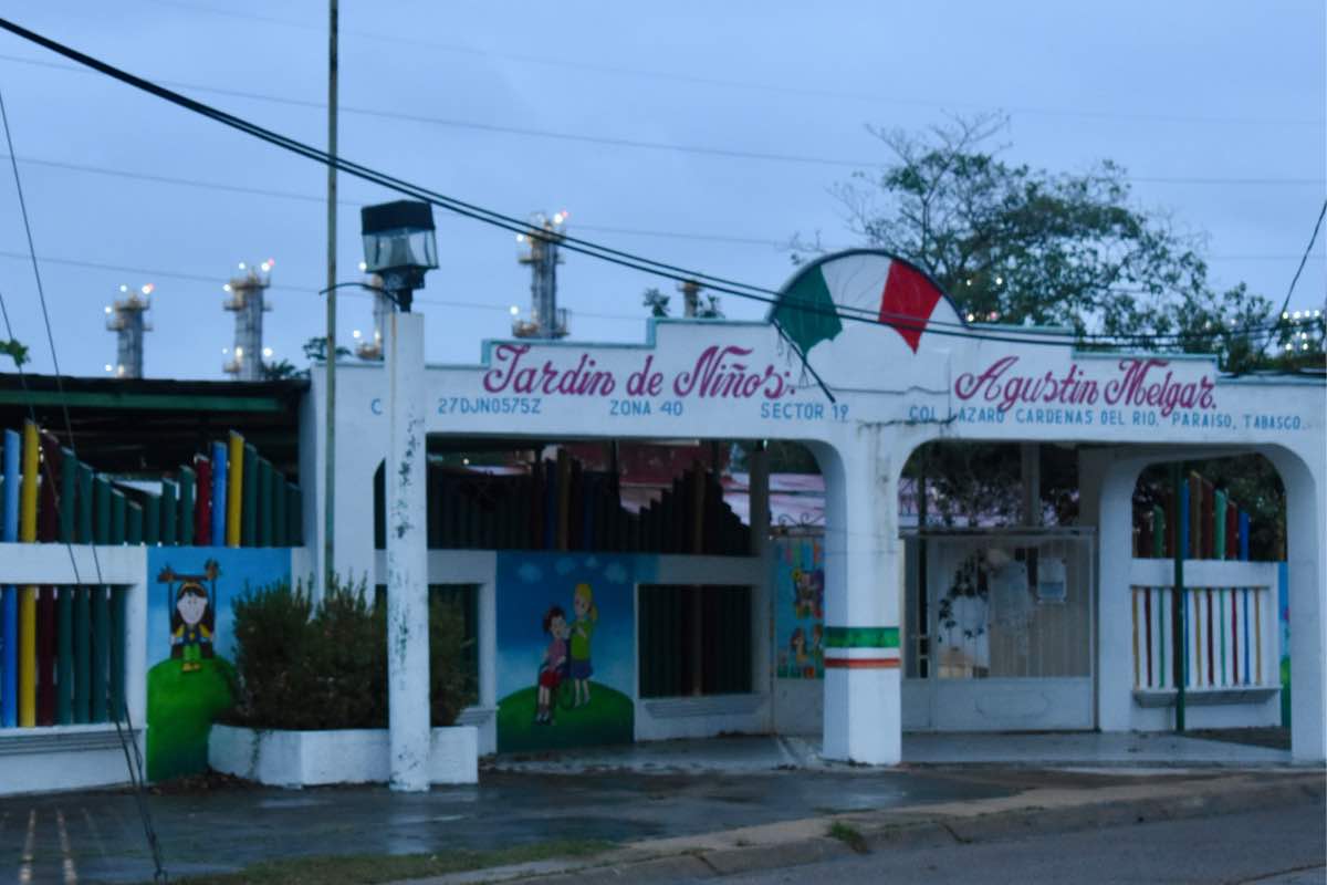 incendio-dos-bocas-exposicion-contaminantes-reubicacion-animal-politico