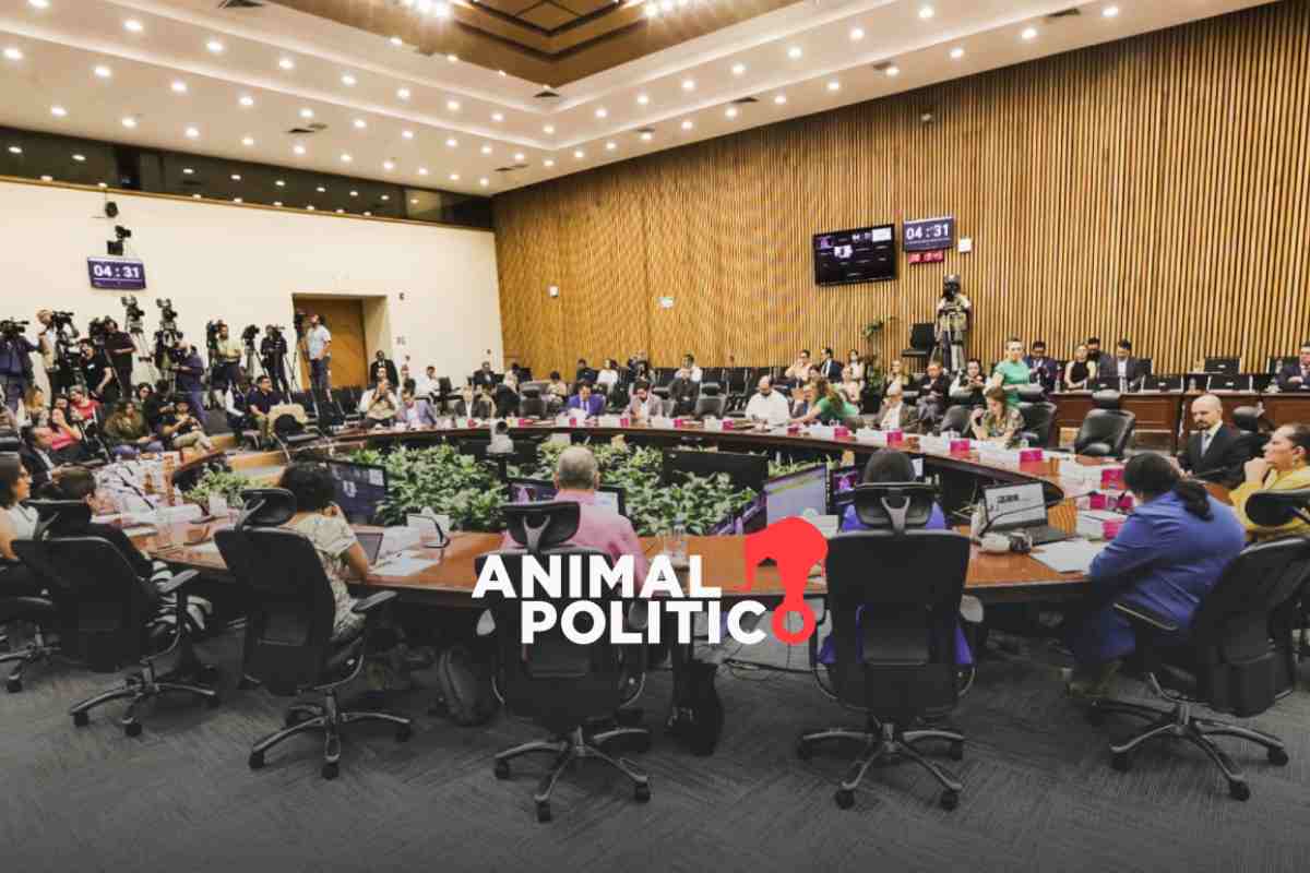 INE rebaja en 500 millones de pesos las multas a los partidos por irregularidades en sus campañas