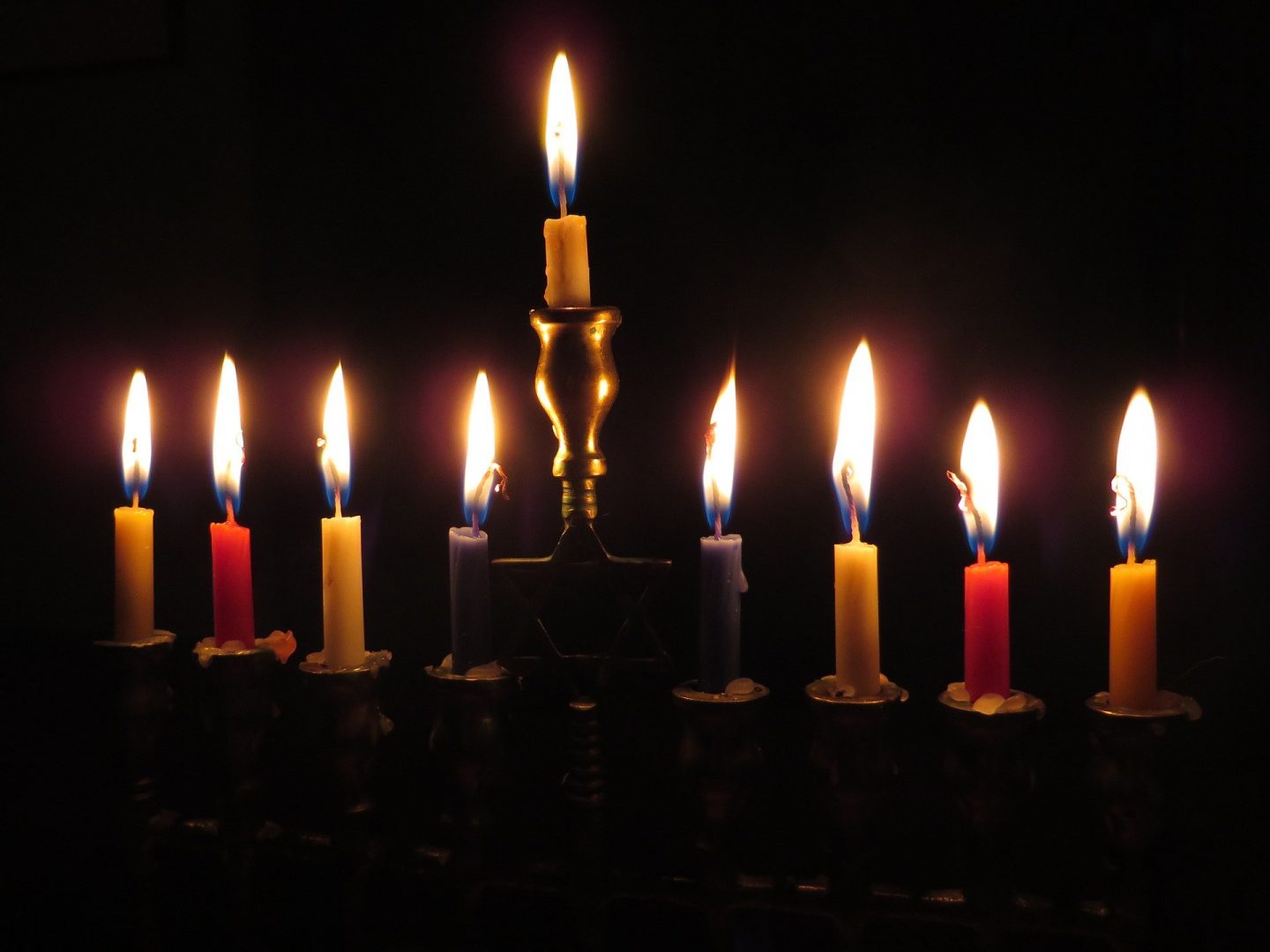Janucá, la fiesta de la luz …y la comida frita
