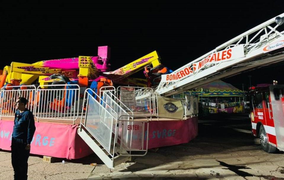 Juego mecánico colapsa en feria de Nogales, Sonora; hay tres heridos