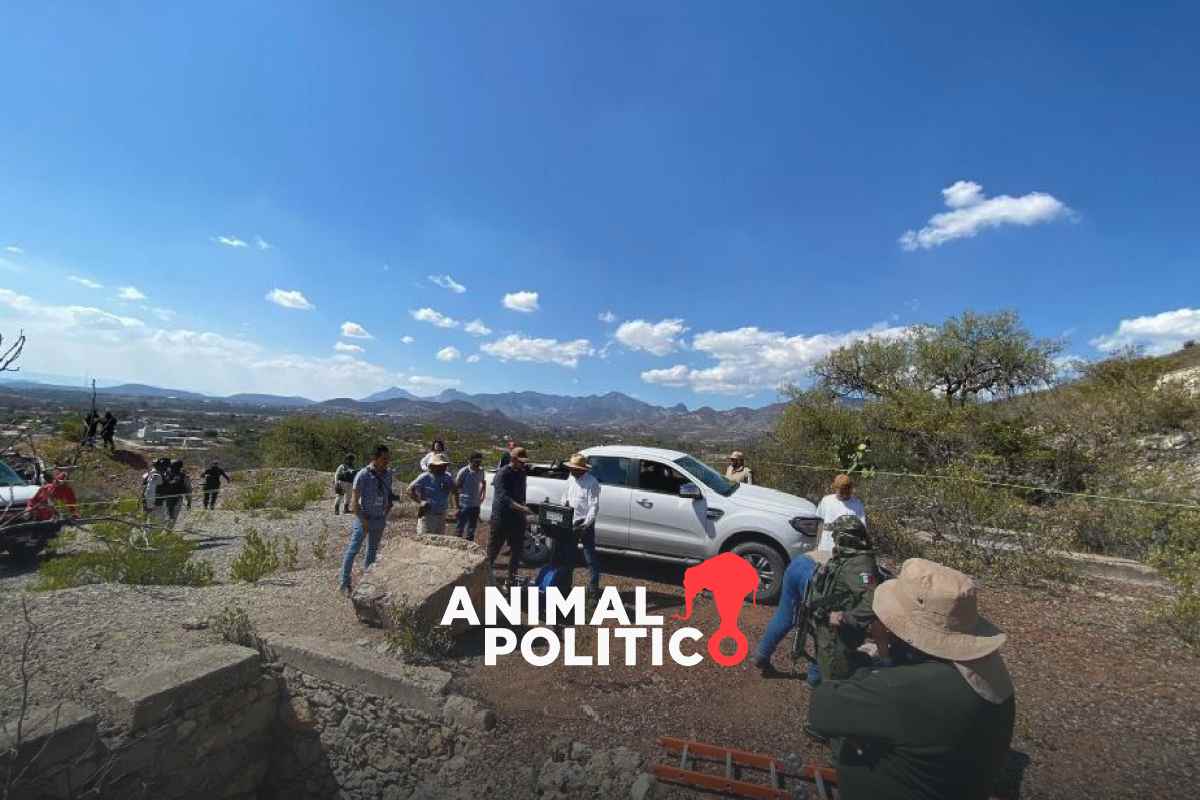 Localizan tres cuerpos y segmentos óseos en el respiradero de una mina en Cardonal, Hidalgo