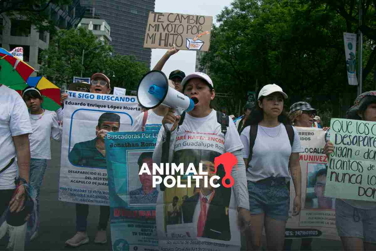 Madres buscadoras gritan su dolor; "usted se va sin resolvernos", reclaman a AMLO