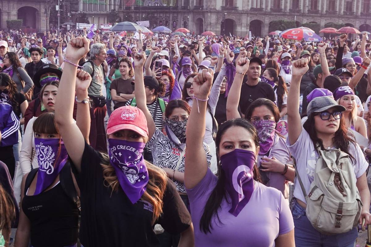 Más de 120 mil mujeres participaron en la marcha por el 8M en la Ciudad de México