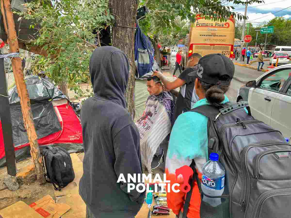 Más allá de ‘La Bestia’: migrantes buscan en la Central de Autobuses del Norte nueva ruta hacia EU
