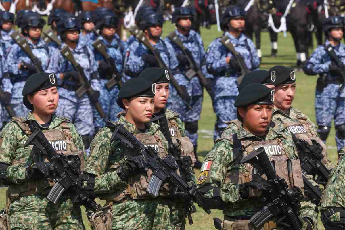 sheinbaum-8m-campo-militar-fuerzas-armadas-animal-politico-3