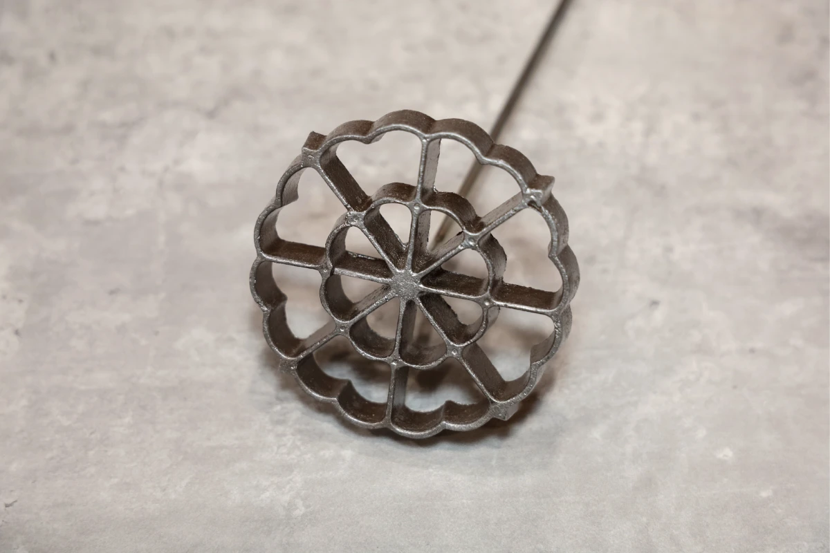 ¿Cómo curar el molde para buñuelos de viento?