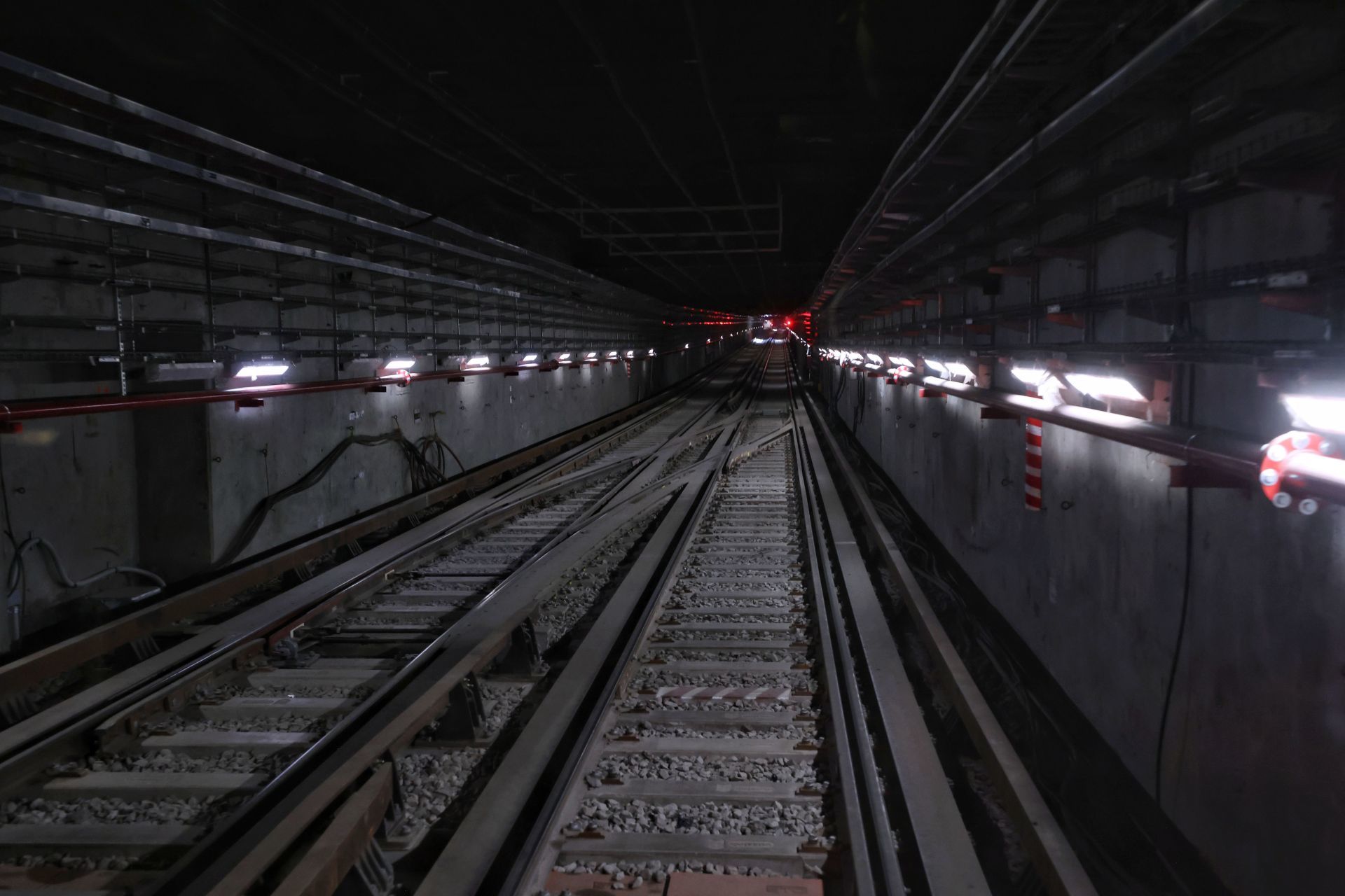 Trabajador del Metro muere en zona de vías de la estación Oceanía de la línea B