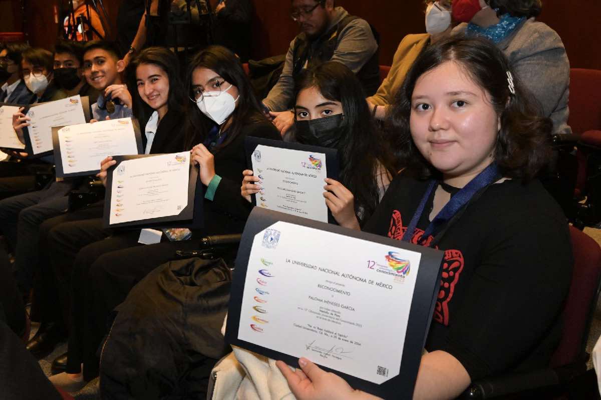 mujeres-egresadas-universidad-empleo-mexico-animal-politico-2